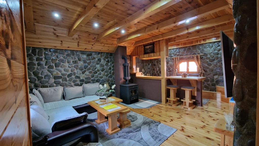 Stone Lodge 1