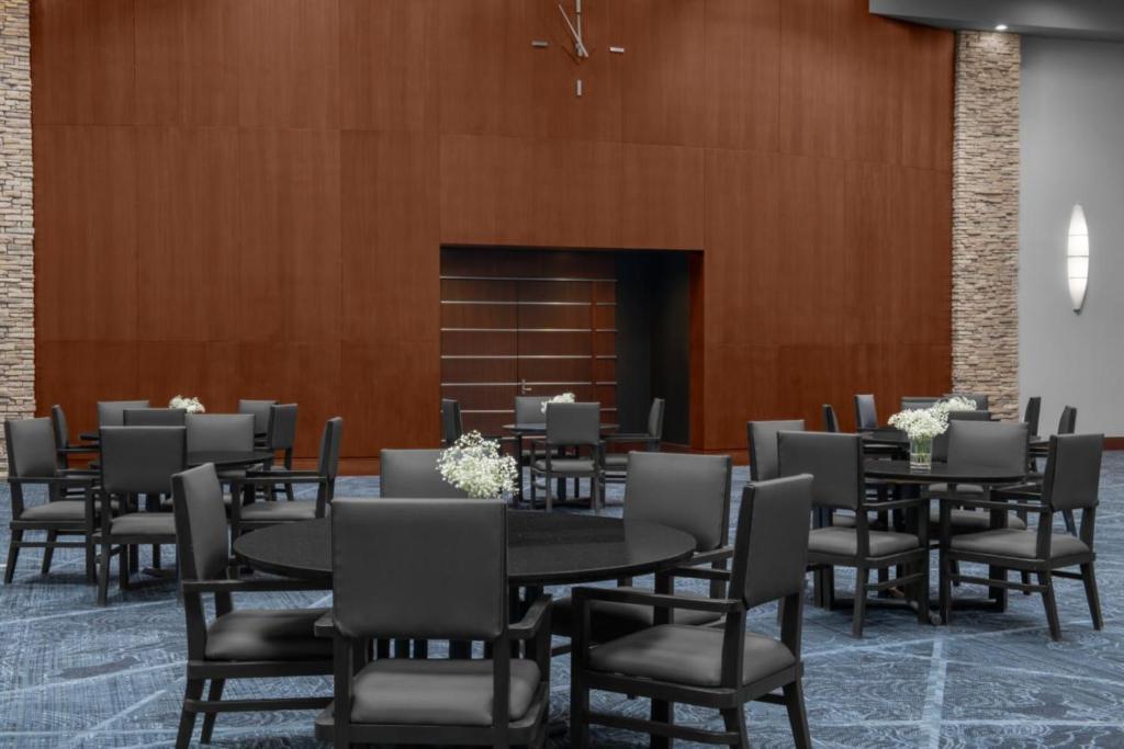 Renaissance Indianapolis North Hotel photo 4