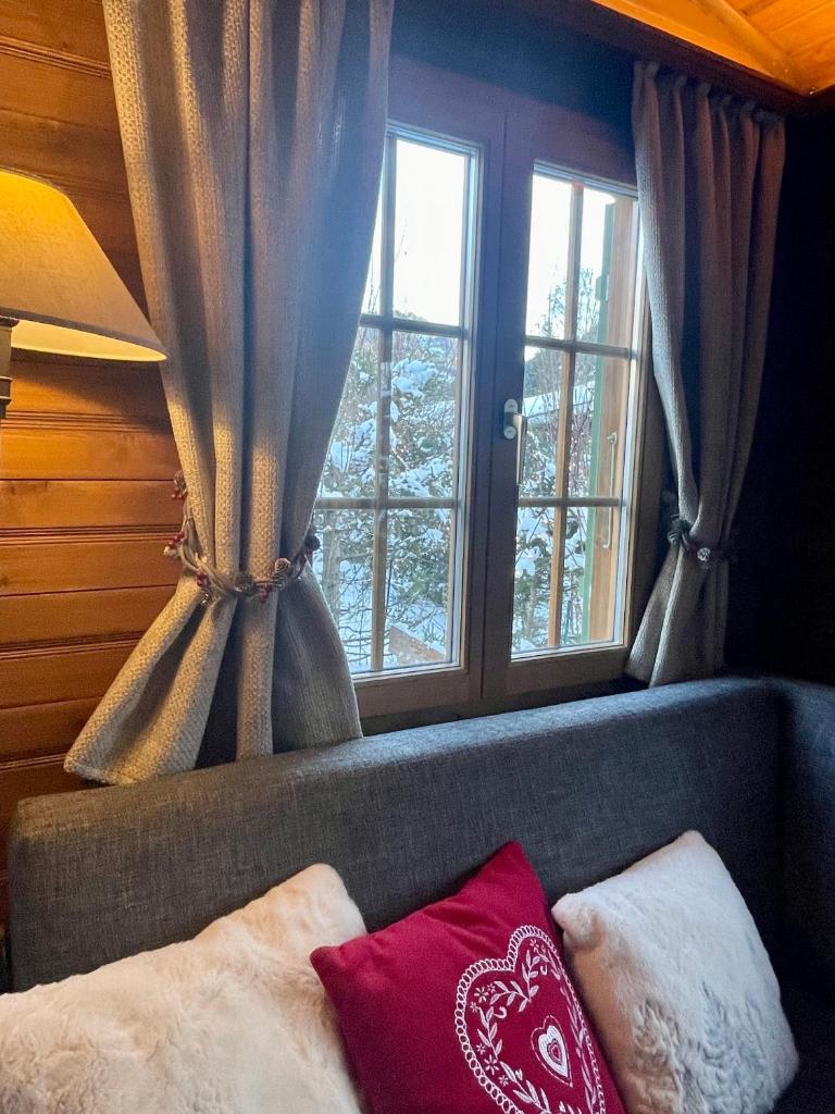 Gstaad Chalet photo 4