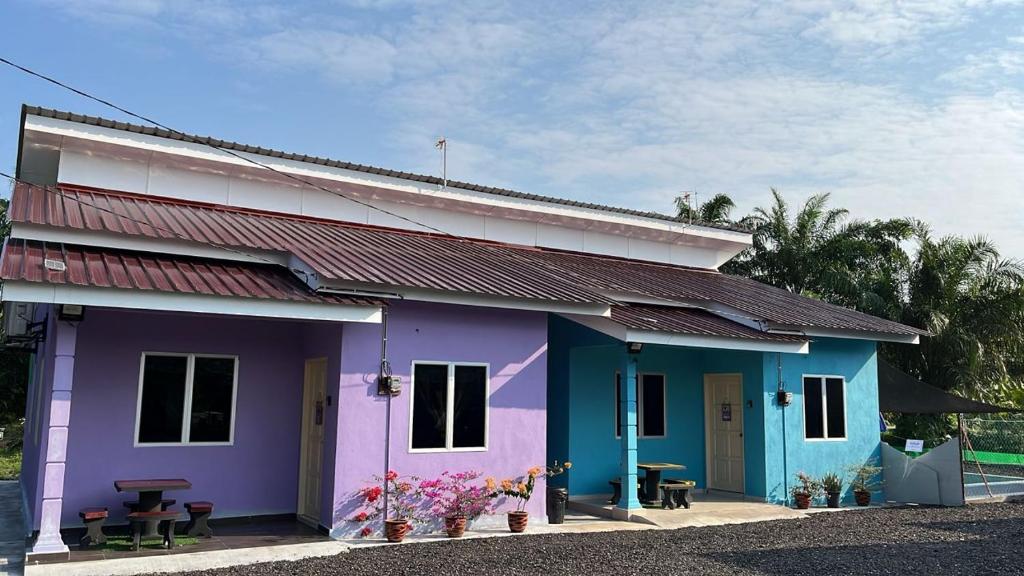 AA Burger Homestay