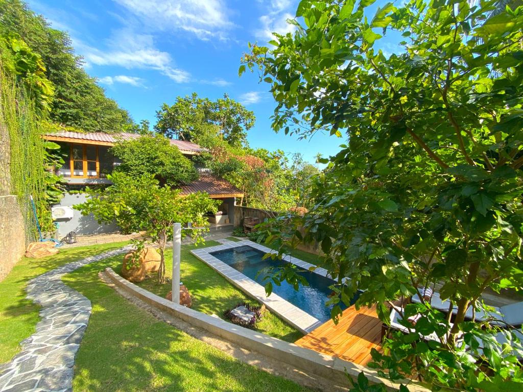 M60 Feet Villa