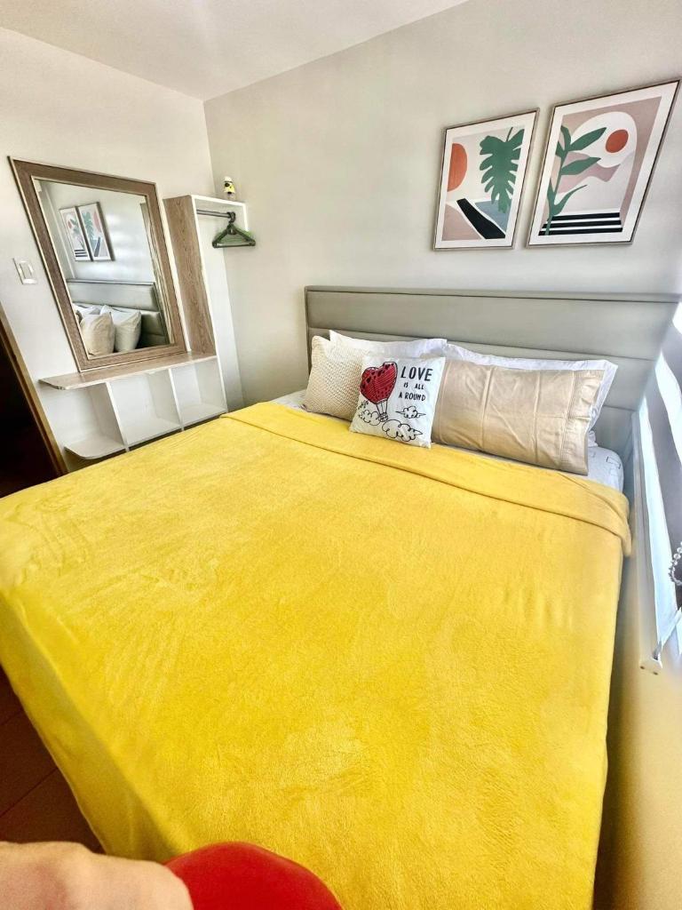 Spacious 2 bedroom 42sqm condo unit photo 3