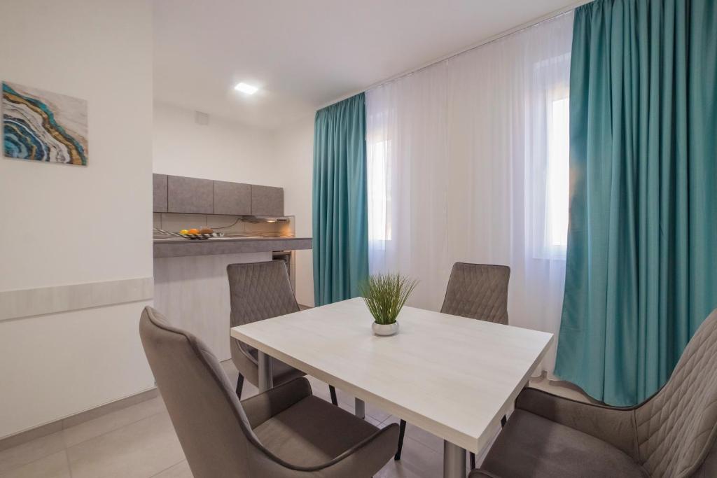 AS APARTMANI PIROT photo 3