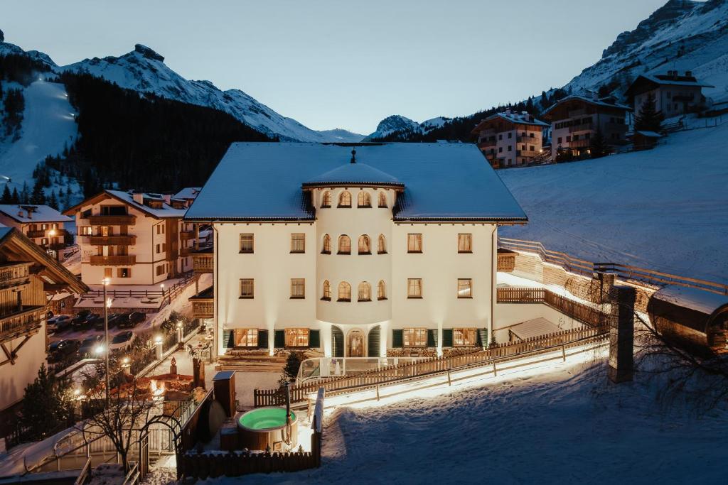 Hotel Alpenrose photo 1