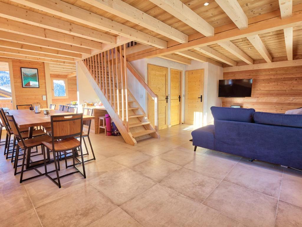 Chalet Notre-Dame-de-Bellecombe, 6 pièces, 12 personnes - FR-1-505-99