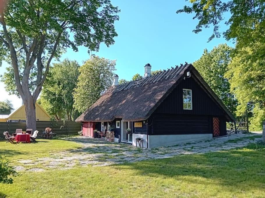Romantiline talu ja saun Muhumaa südames photo 2
