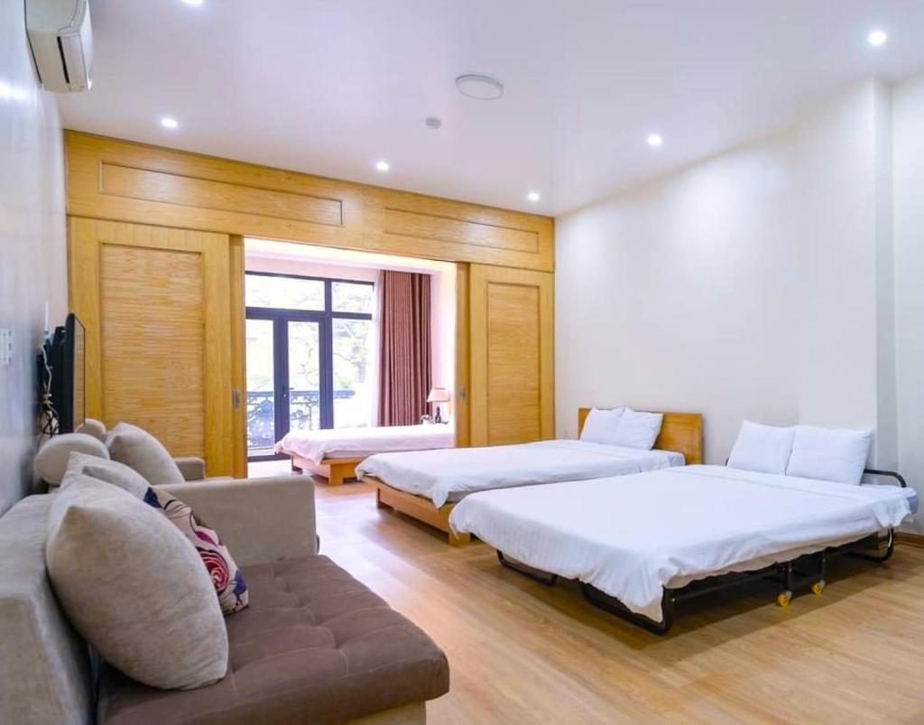 Khách sạn Cindy and Suites