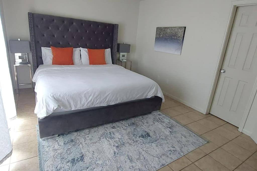 Luxury living in 2 beds 2 baths near Fort Cavazos photo 1