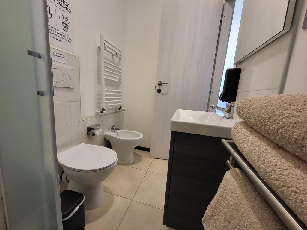 5 min Stazione - 4 Piano Senza Ascensore Room Type - Double Room with Private Bathroom