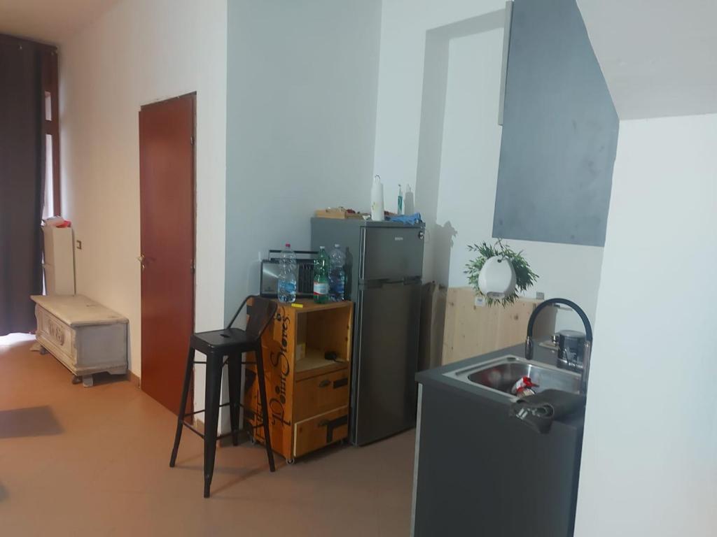 Lory house photo 1
