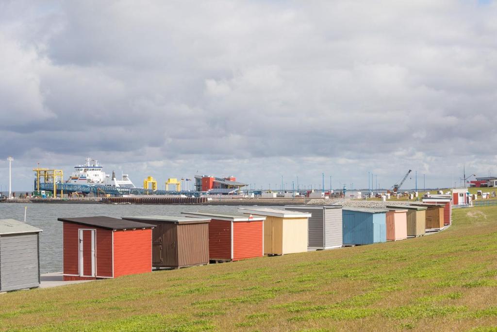 Direkt am Deich - Ferienwohnung Amrum im Gästehaus Am Badedeich photo 2
