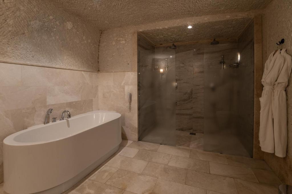 Artemis Cave Suites & Spa- Adults Only photo 1