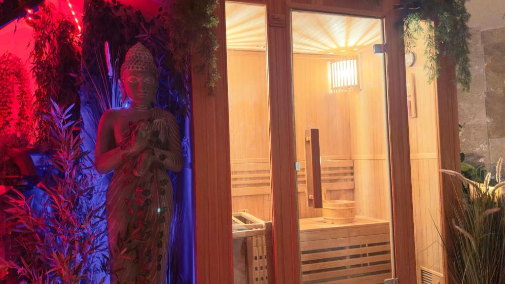 Nuit de rêve : spa, sauna, cinéma photo 2