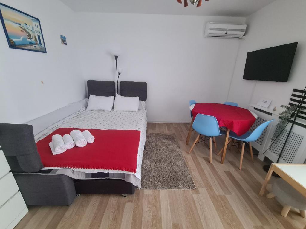 City view apartment photo 1
