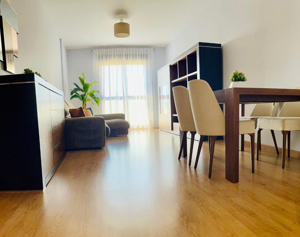 Apartamento apto para bebés con parking privado photo 1