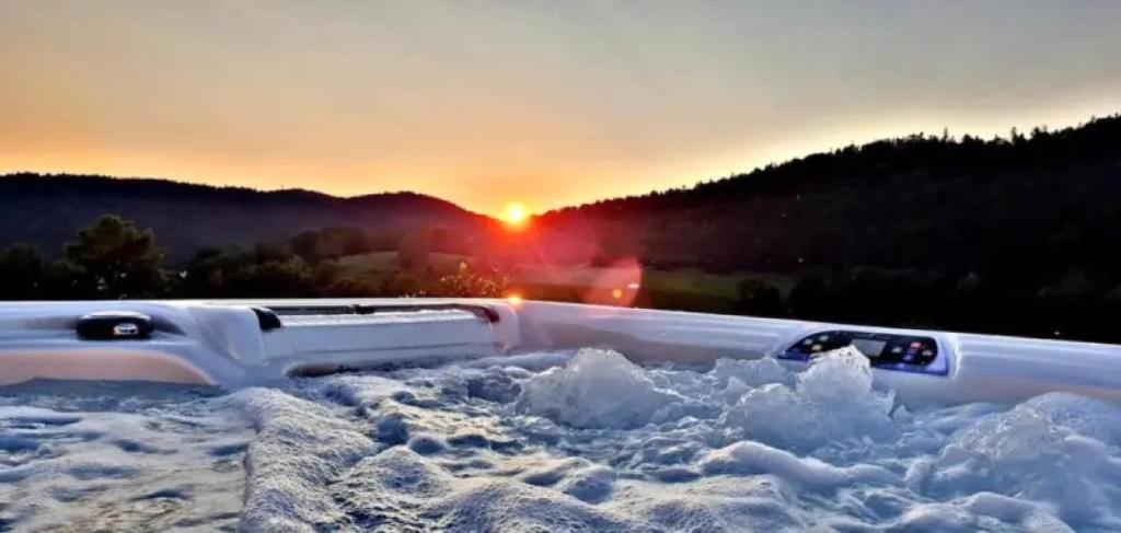 New cabin near X Country ski trails at Blefjell with Jacuzzi photo 2