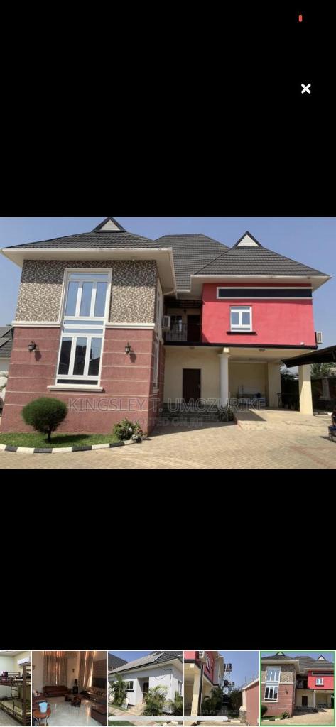 Zurik Apartments