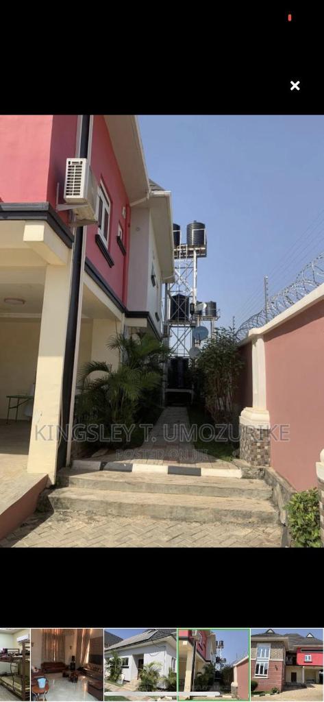 Zurik Apartments photo 4