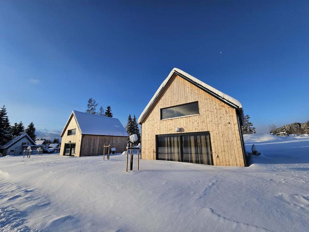 PauchHuts