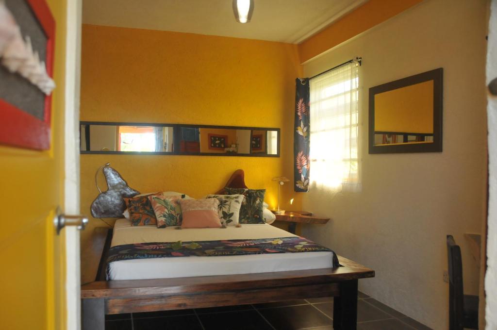 Mango Island Lodges photo 1