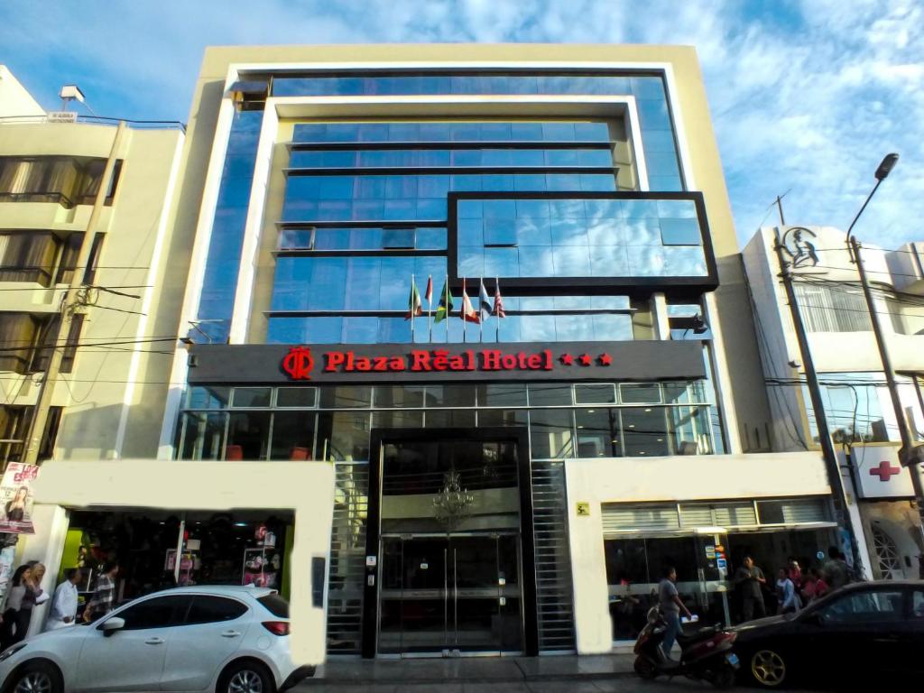 Plaza Real Hotel