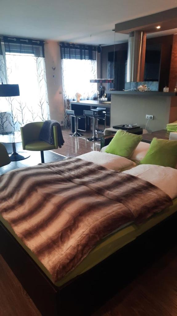 Modern Art Apartment im Zentrum Weiden photo 3