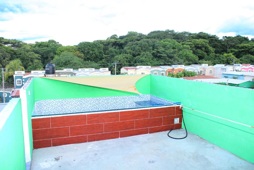 Casa grande de 4 niveles, cerca de Metrocentro photo 4