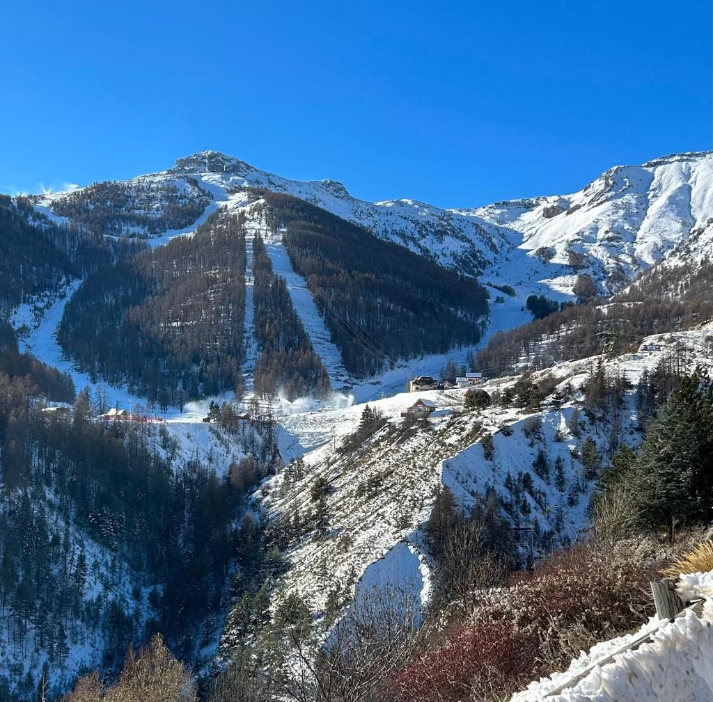 Auron Joli appartement photo 1