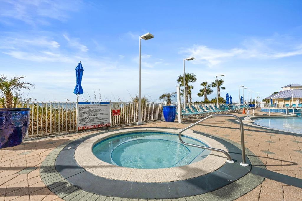 Boardwalk Beach Resort by Panhandle Getaways photo 3