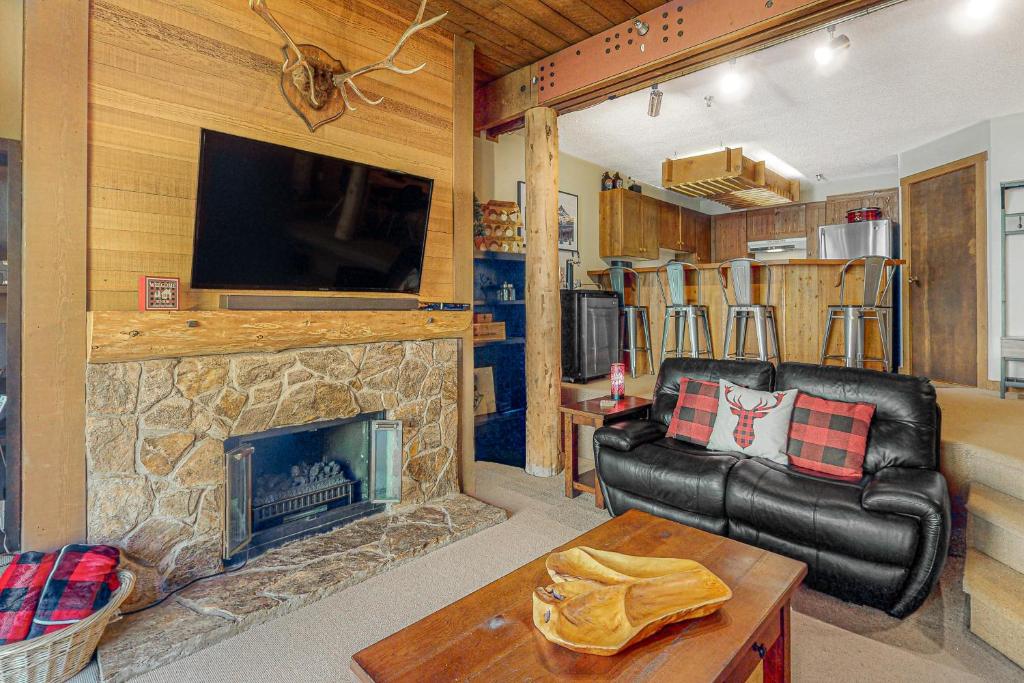 Moguls 814 photo 2