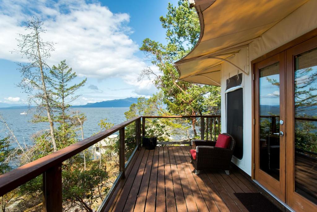 Rockwater Secret Cove Resort photo 1