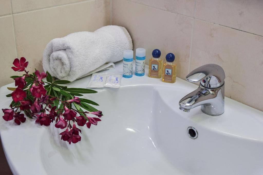 Keri Village & Spa by Zante Plaza (Adults Only) photo 3