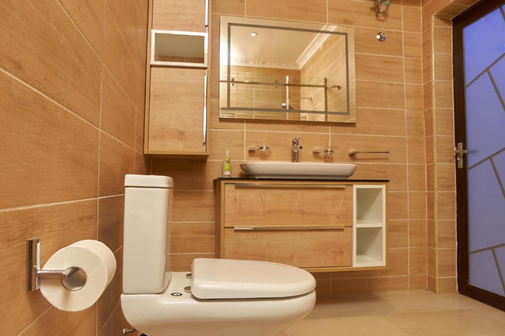 Modern 3 Bed Spacious Apartments photo 2