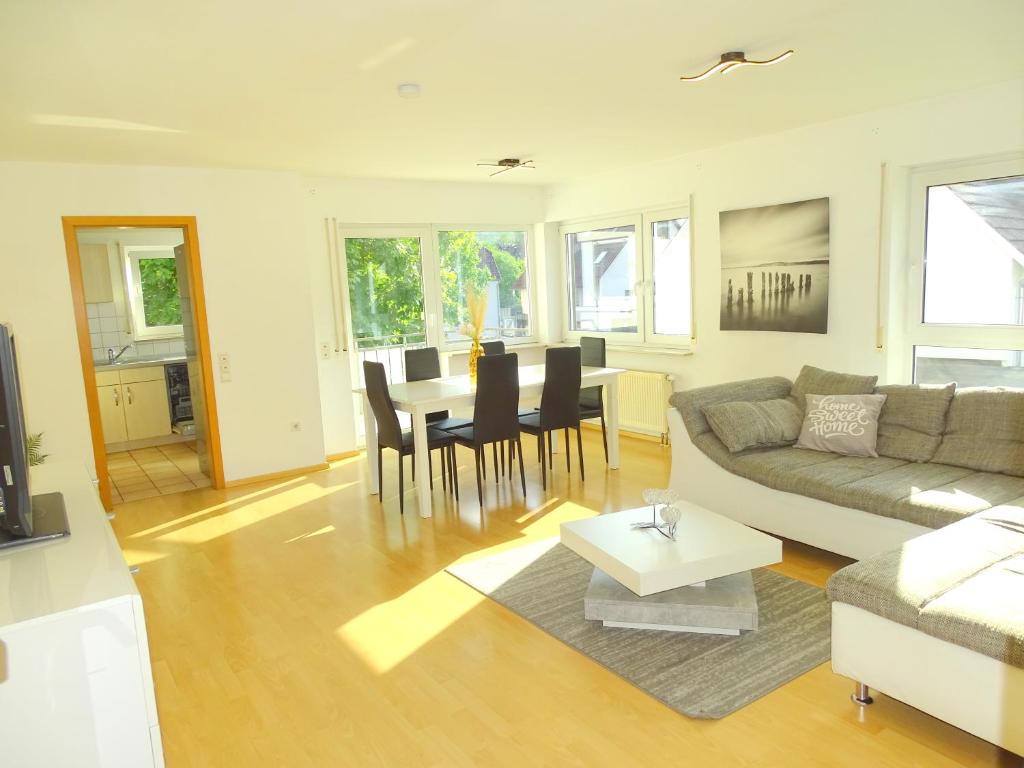 Schöne Wohnung bis zu 6 Personen in Herzen von Rudersberg photo 1
