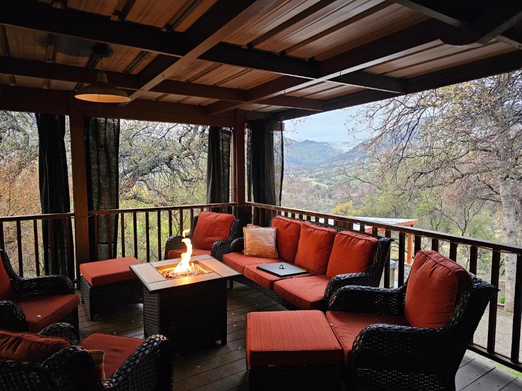 Hot Tub I PetsOK I 6CarParking I EV photo 2