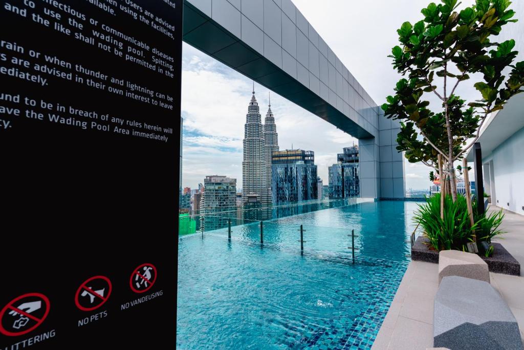 Royce KLCC Kuala Lumpur City Centre by Dormeo Destinations photo 3