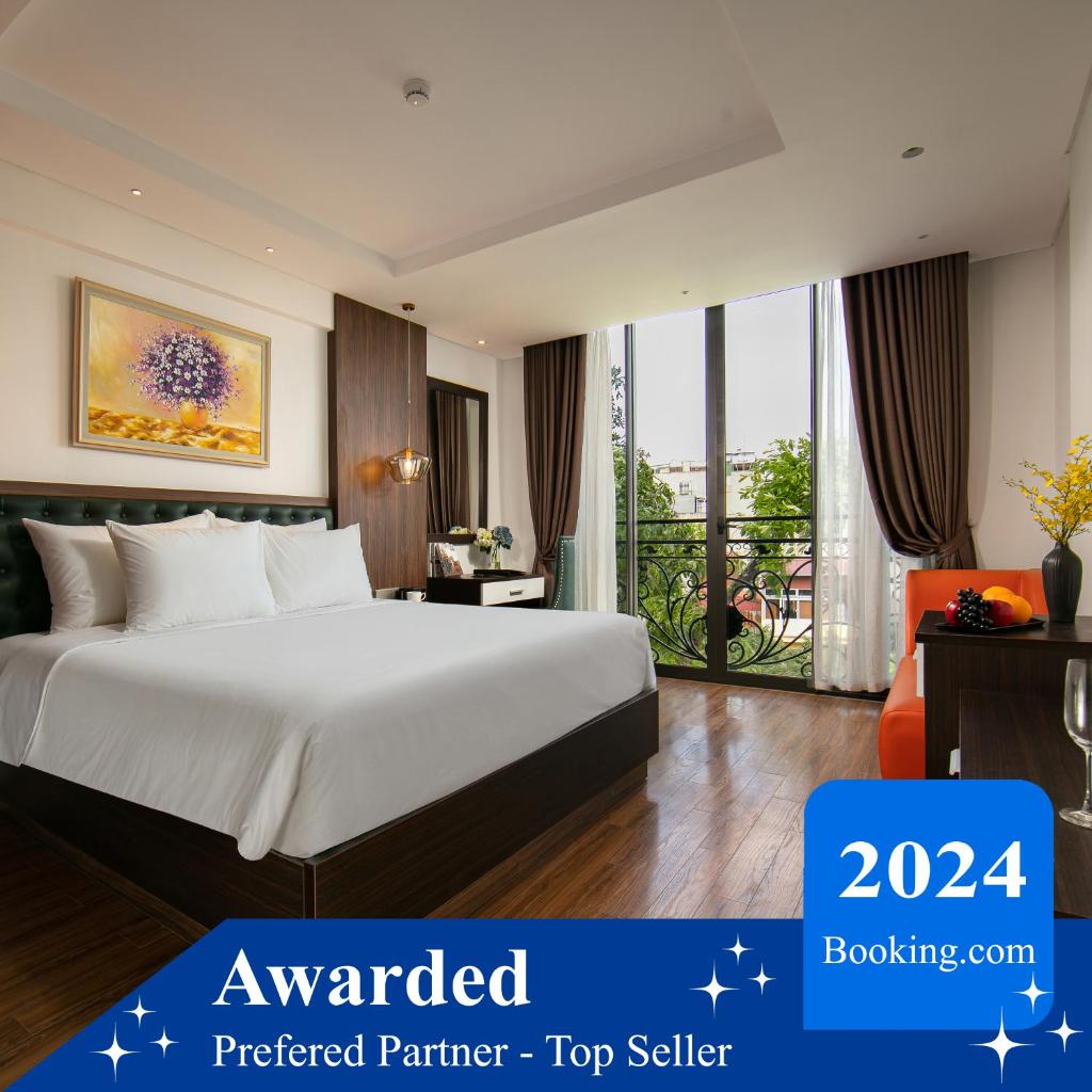 Aurora Hotels & Travel