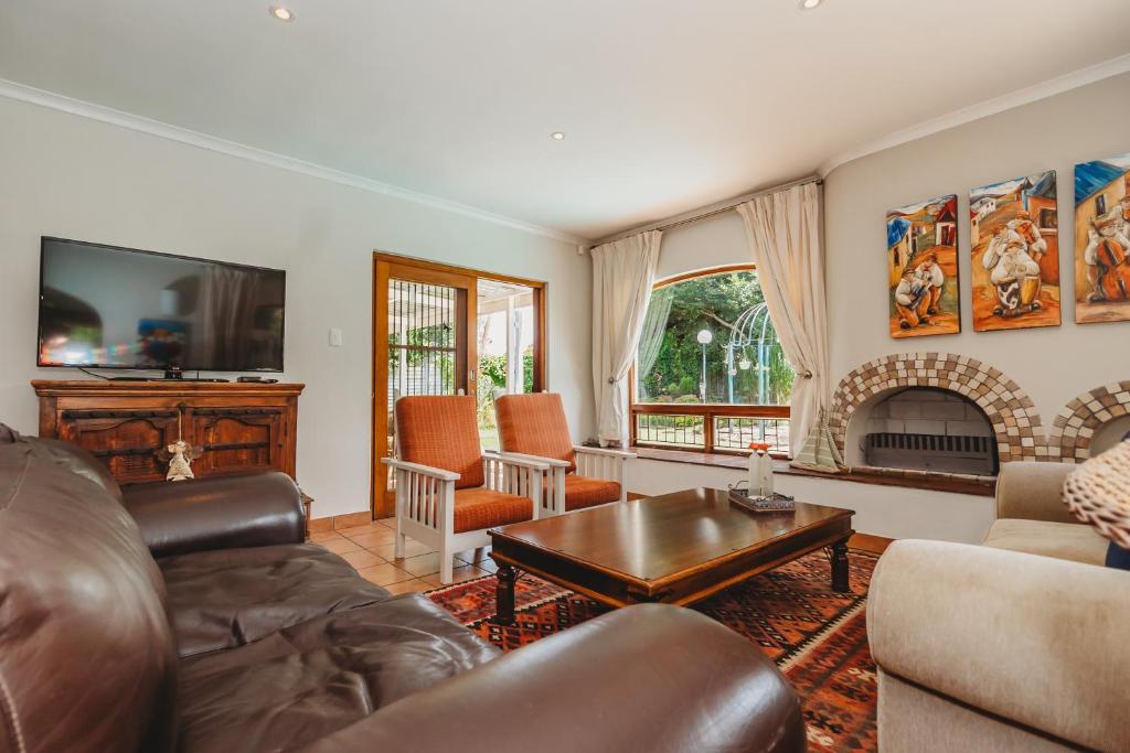 Rusgenot- perfect family home photo 1