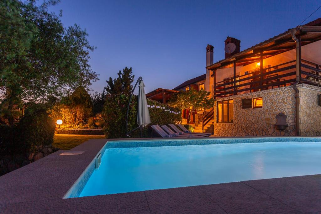 Holiday house Marak photo 2
