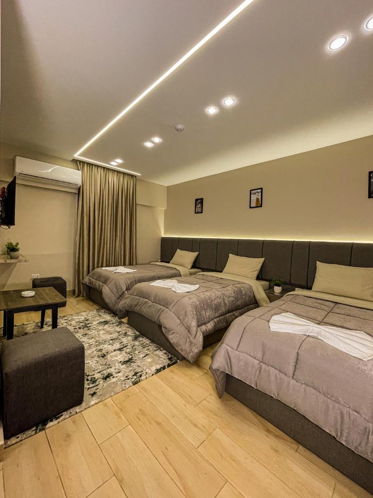 Holy Sheet Plus, Boutique Hotel - Tap to explore photos
