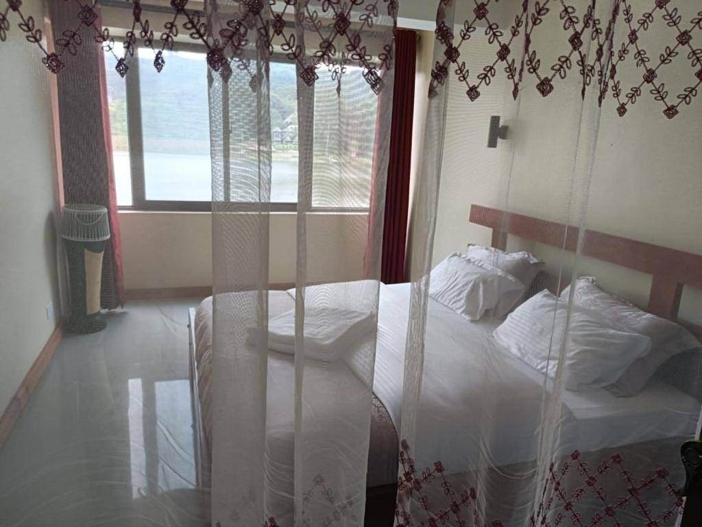 Bunyonyi Lakefront Leisure Lodge photo 3