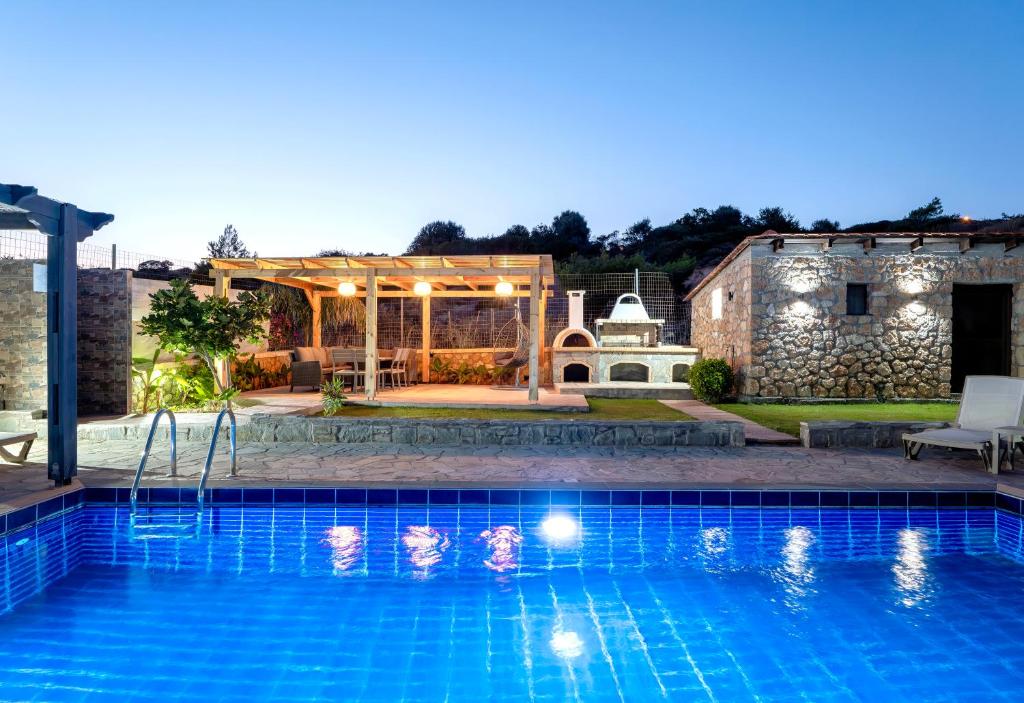 Memi Beach front Villa photo 3