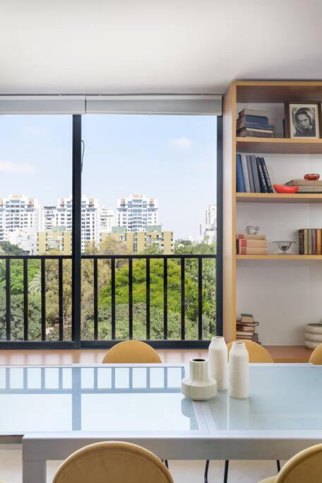 Neta's Central Gem with Bomb Shelter in Tel Aviv photo 2