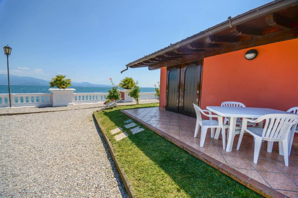 VILLA GARUTI VILLAGE photo 4