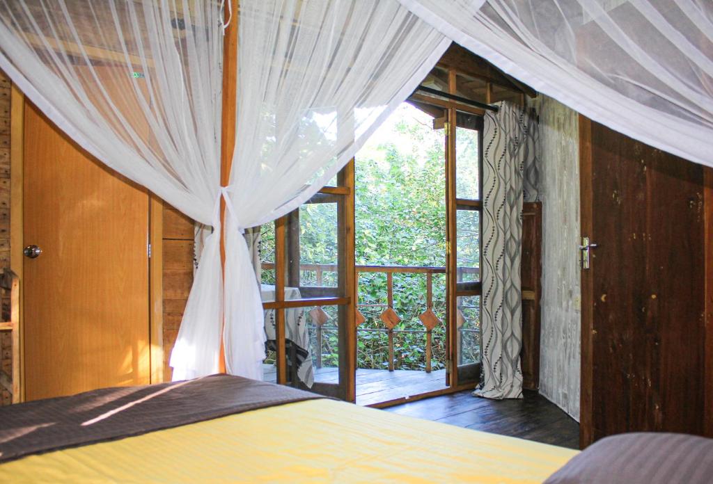 Seasons Four Eco Friendly Treehouse photo 2
