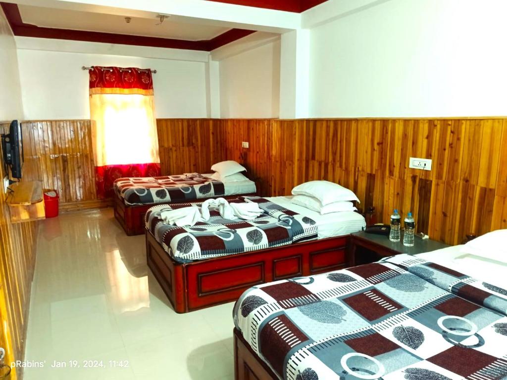 Panorama Hotel And Lodge photo 1