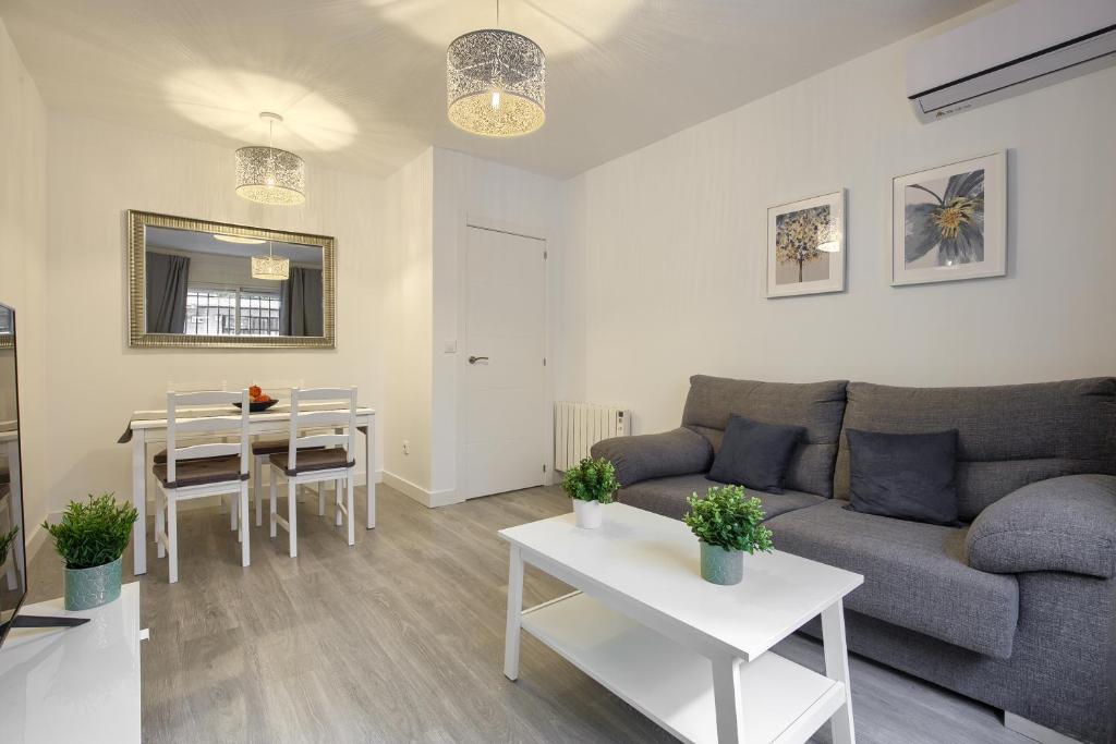 Apartamento San Isidro - Elegante y centrico apt. p/5 con Wifi y AC photo 1