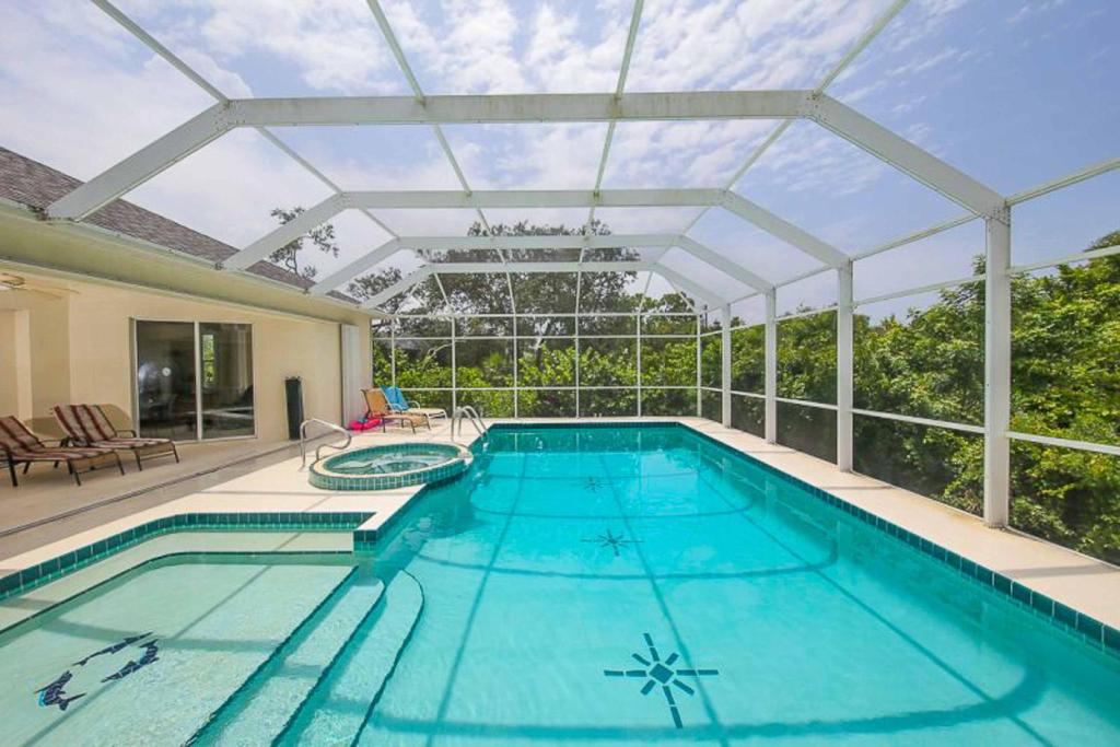 Villa Lemon Drop image