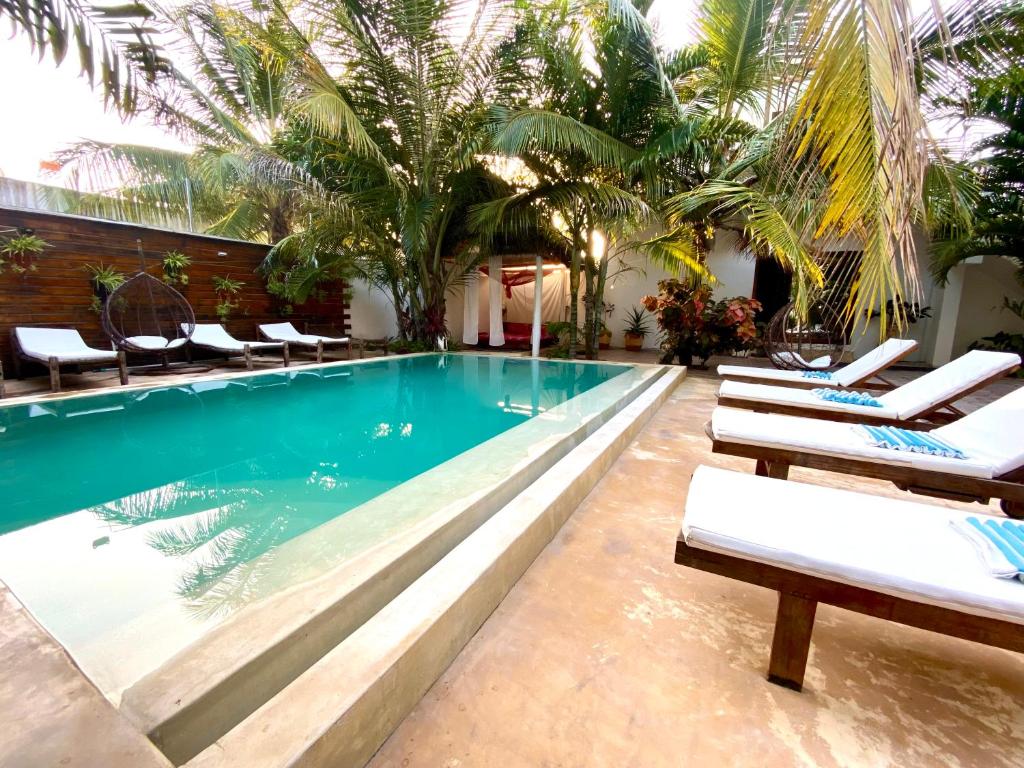 CeZeRe THE PALM HOTEL photo 1