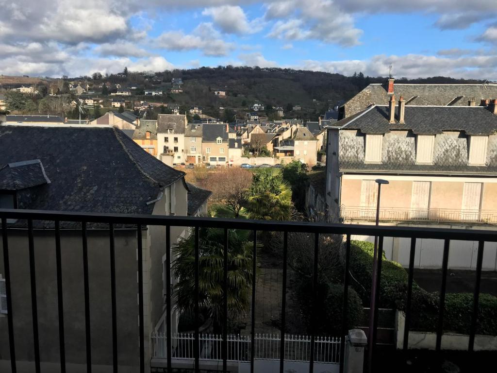 Espalion appartement hyper centre 2 photo 4